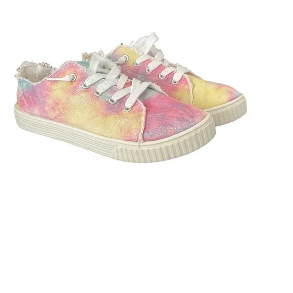 MADDEN GIRL Pastel Tie-Dye Scrunchback Sneakers - Size 10 - Picture 2 of 6